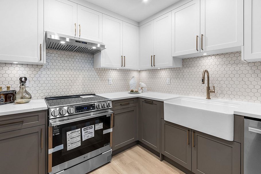 206 3151 Connaught Crescent North Vancouver, BC - 4