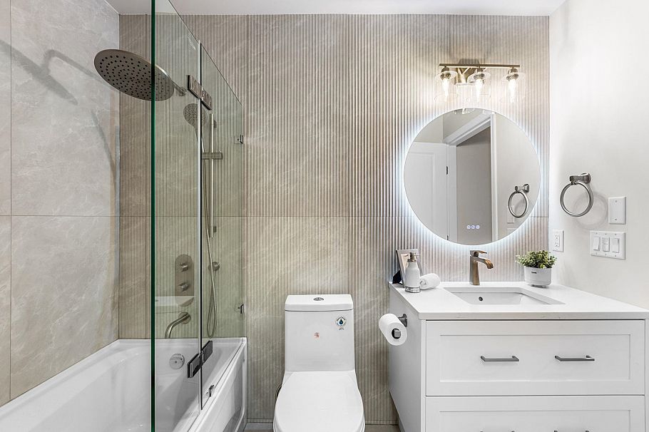 206 3151 Connaught Crescent North Vancouver, BC - 27