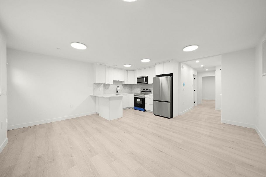 1161 Keefer Street Vancouver, BC - 26