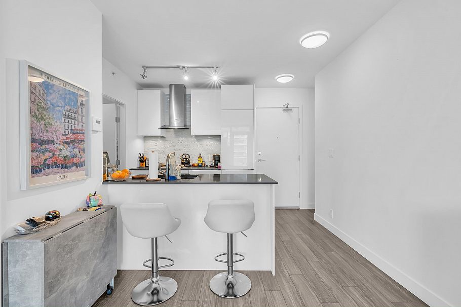 3007 1283 Howe Street Vancouver, BC - 6