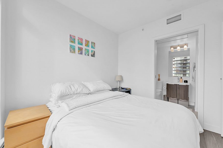 3007 1283 Howe Street Vancouver, BC - 14