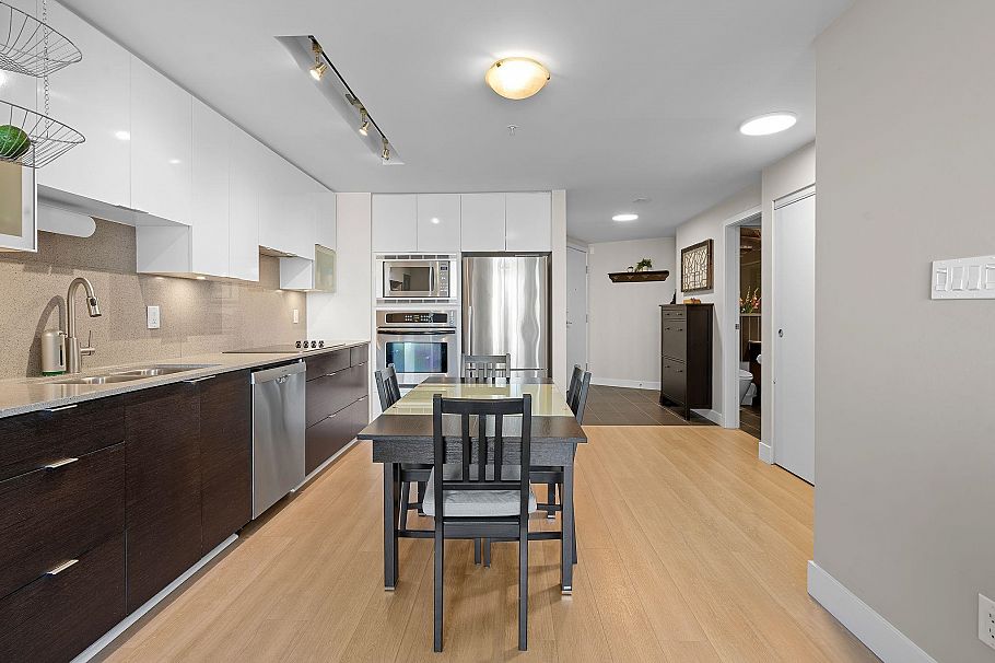 907 175 W 2nd Street North Vancouver, BC - 9