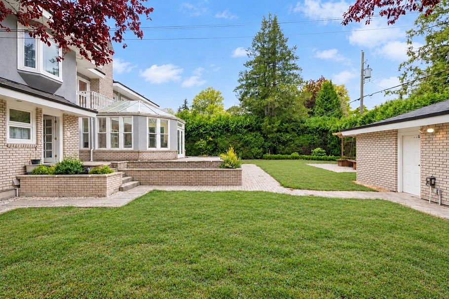 1277 W King Edward Avenue Vancouver, BC - 37