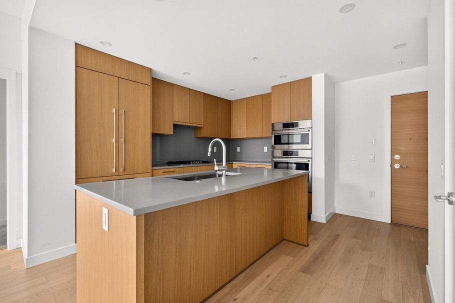 307 4988 Cambie Street Vancouver, BC - 7
