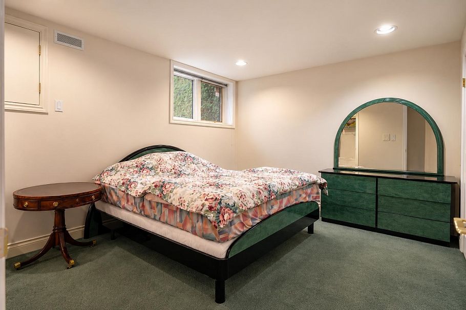 1277 W King Edward Avenue Vancouver, BC - 30