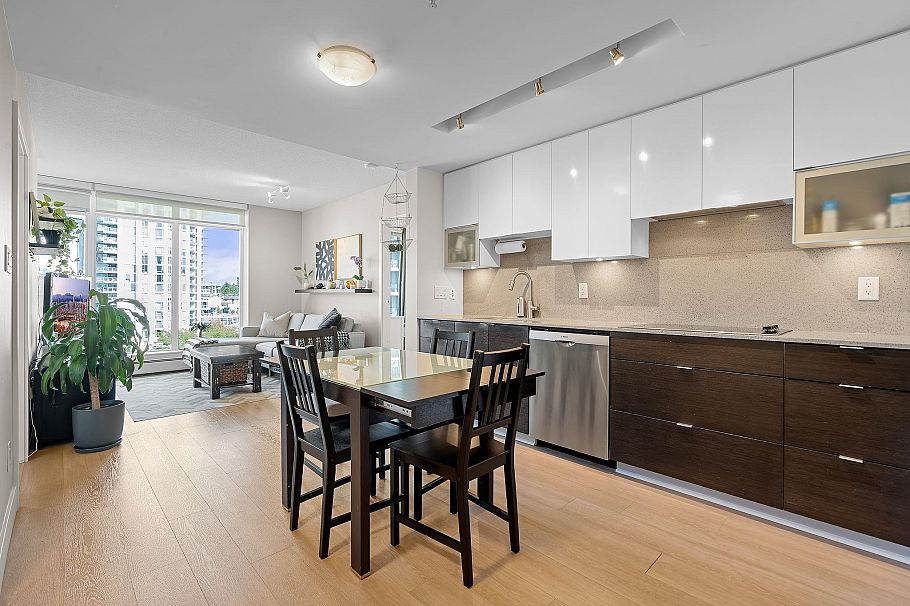 907 175 W 2nd Street North Vancouver, BC - 7