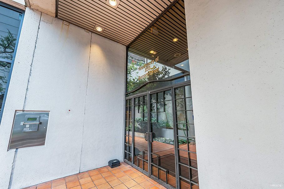 311 850 Burrard Street Vancouver, BC - 2