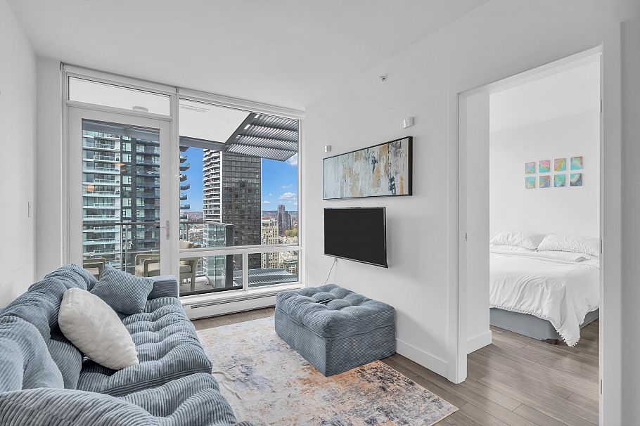 3007 1283 Howe Street Vancouver, BC - 9