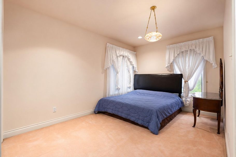 1277 W King Edward Avenue Vancouver, BC - 20