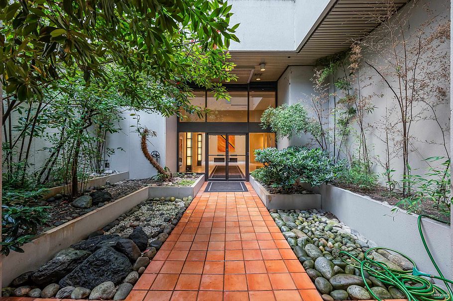 311 850 Burrard Street Vancouver, BC - 3