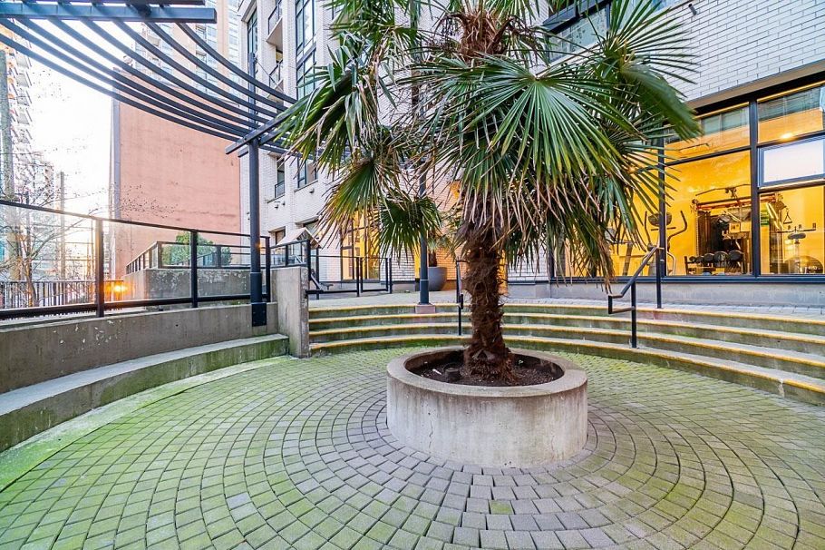 407 1252 Hornby Street Vancouver, BC - 23
